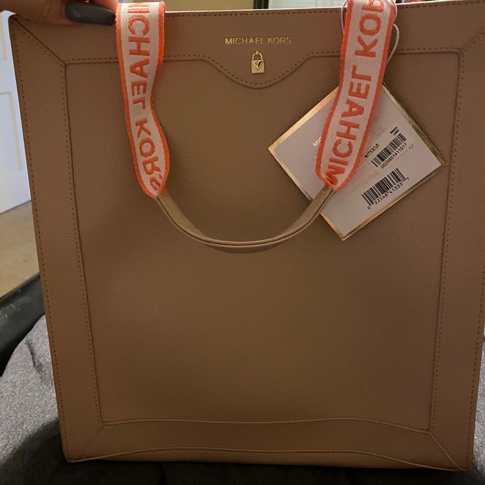 Michael Kors tote
